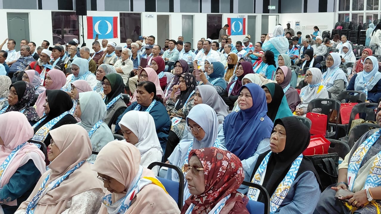 Program "Secangkir Kopi, Seribu Bicara" bersama Ibu Reformasi, Dato' Seri Dr. Wan Azizah binti Ismail, 16 September 2026.